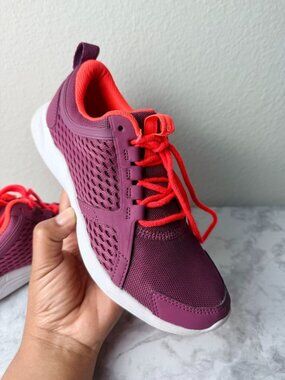 Vionic Womens Ingrid Purple Athletic Sneakers Size 5 With Orange Accents